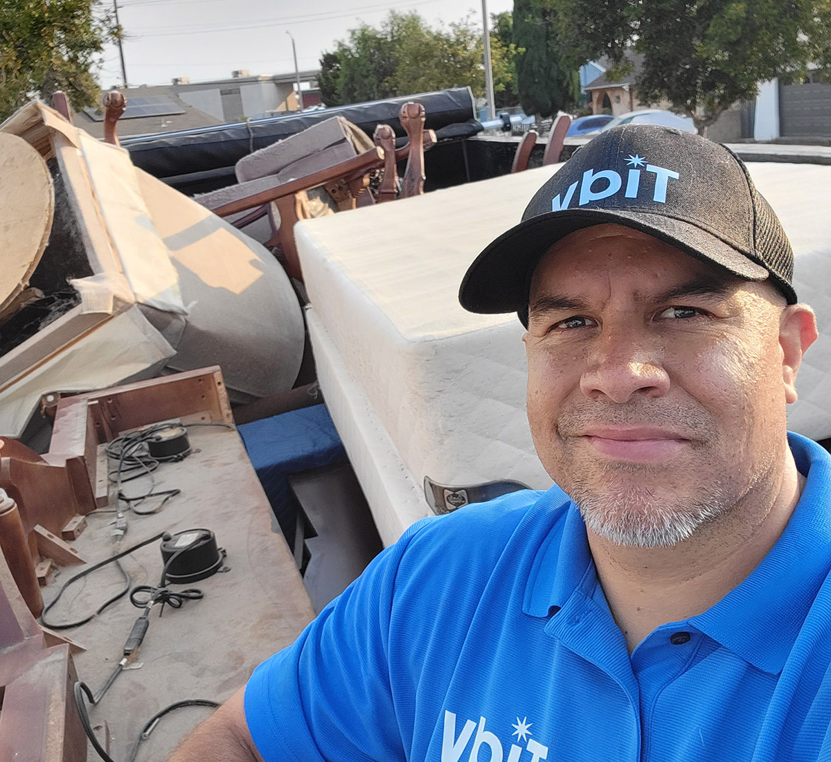 selfie tidy Junk Removal in Fullerton, CA