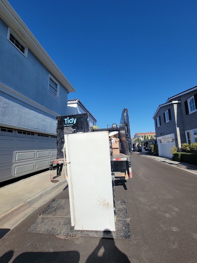 lido isle fridge Junk Removal in Lido Isle